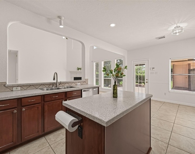 3218 Twinmont Lane - Photo Thumbnail 16