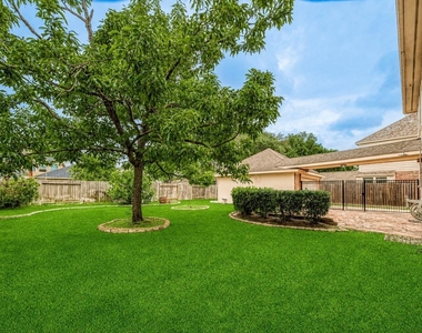 3218 Twinmont Lane - Photo Thumbnail 32