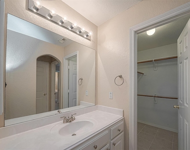3218 Twinmont Lane - Photo Thumbnail 26