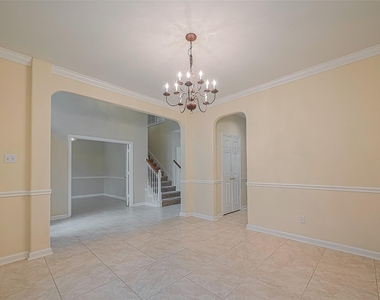 3218 Twinmont Lane - Photo Thumbnail 5