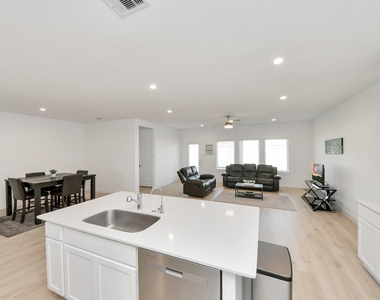 31771 Margaret Woods Lane - Photo Thumbnail 8