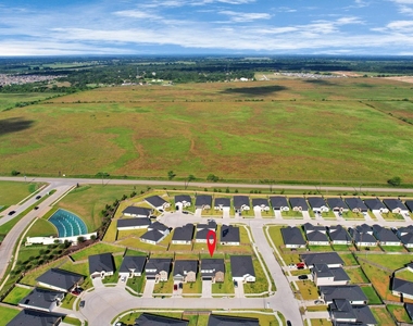 31771 Margaret Woods Lane - Photo Thumbnail 43