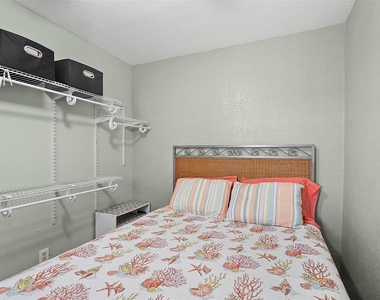715 31st Street - Photo Thumbnail 6