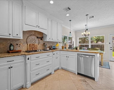 14607 Graywood Grove Lane - Photo Thumbnail 7