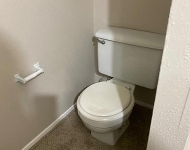 15510 Blake Way Street - Photo Thumbnail 21