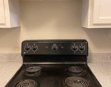 15510 Blake Way Street - Photo Thumbnail 25