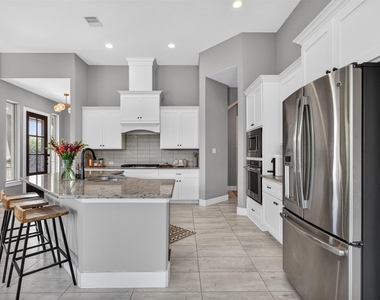 12010 Papaveri Street - Photo Thumbnail 15
