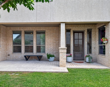 12010 Papaveri Street - Photo Thumbnail 9