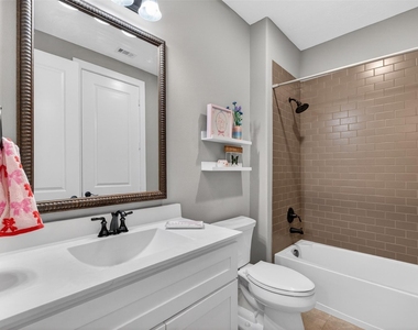 12010 Papaveri Street - Photo Thumbnail 34
