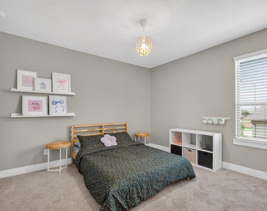 12010 Papaveri Street - Photo Thumbnail 33
