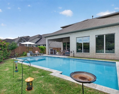 12010 Papaveri Street - Photo Thumbnail 42