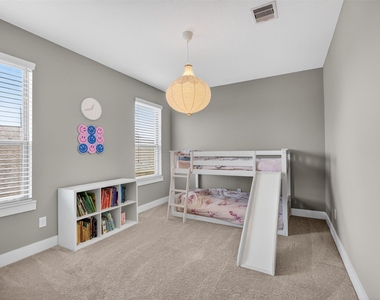 12010 Papaveri Street - Photo Thumbnail 31