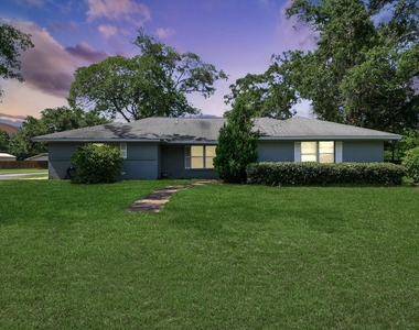 2601 Holly Street - Photo Thumbnail 1