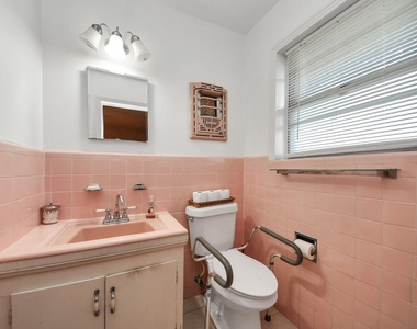2601 Holly Street - Photo Thumbnail 12