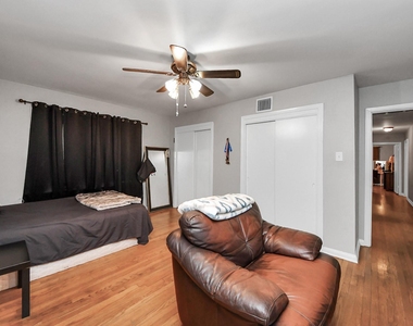 2601 Holly Street - Photo Thumbnail 14