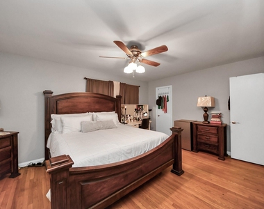 2601 Holly Street - Photo Thumbnail 11