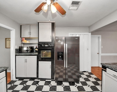 2601 Holly Street - Photo Thumbnail 5
