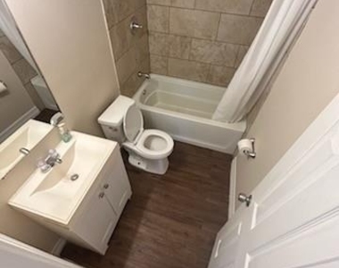 5211 Northridge Drive - Photo Thumbnail 5