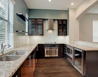 2110 Shearn Street - Photo Thumbnail 6