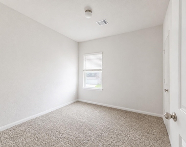 24811 Landolfi Drive - Photo Thumbnail 6