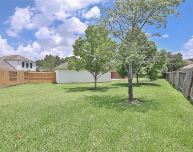 26738 Abbey Springs Lane - Photo Thumbnail 28
