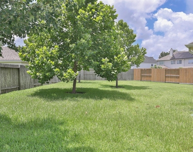 26738 Abbey Springs Lane - Photo Thumbnail 27
