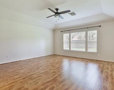 26738 Abbey Springs Lane - Photo Thumbnail 15