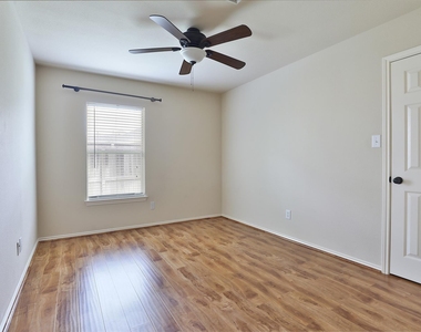 26738 Abbey Springs Lane - Photo Thumbnail 24
