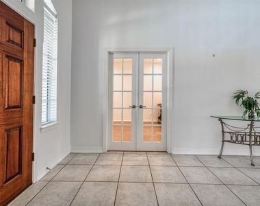 6010 Serrano Terrace Lane - Photo Thumbnail 13