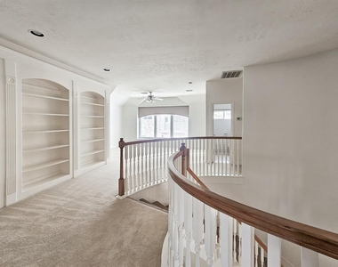 6010 Serrano Terrace Lane - Photo Thumbnail 21