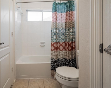 6010 Serrano Terrace Lane - Photo Thumbnail 27