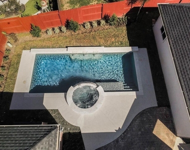 6010 Serrano Terrace Lane - Photo Thumbnail 29