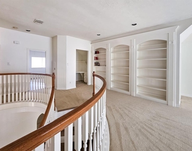 6010 Serrano Terrace Lane - Photo Thumbnail 20