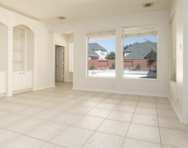 6010 Serrano Terrace Lane - Photo Thumbnail 2