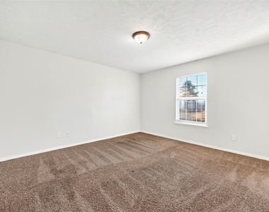 19014 Prairie Bluff Drive - Photo Thumbnail 34