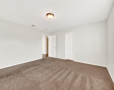 19014 Prairie Bluff Drive - Photo Thumbnail 30