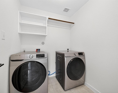 16307 Rockdale Landing Drive - Photo Thumbnail 15