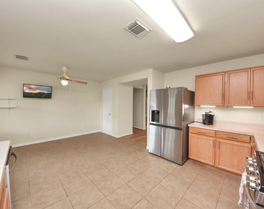 17006 Kemble Creek Drive - Photo Thumbnail 24