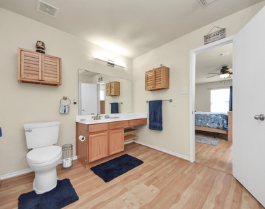 17006 Kemble Creek Drive - Photo Thumbnail 14