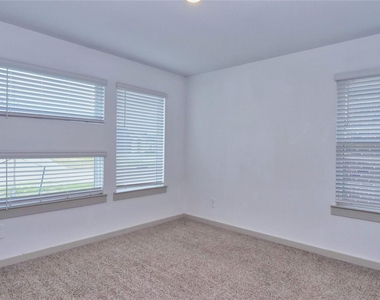 28915 Yachting Point Lane - Photo Thumbnail 7