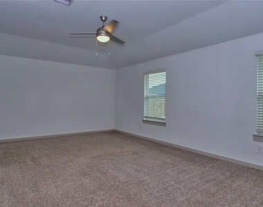 28915 Yachting Point Lane - Photo Thumbnail 11