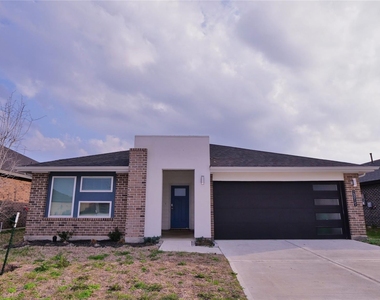 28915 Yachting Point Lane - Photo Thumbnail 1