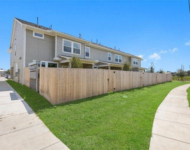 8132 Brocken Street - Photo Thumbnail 30