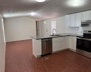 4429 16th Street - Photo Thumbnail 6