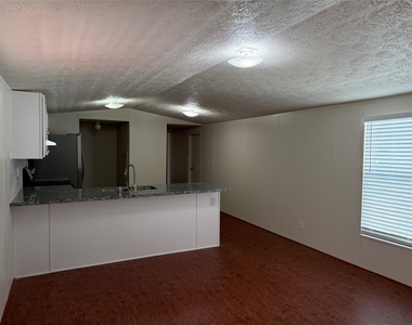 4429 16th Street - Photo Thumbnail 9