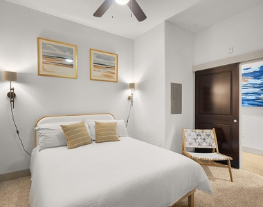1616 W W Dallas Street - Photo Thumbnail 4