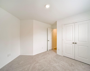 5227 Sunvalley Bend Drive - Photo Thumbnail 26