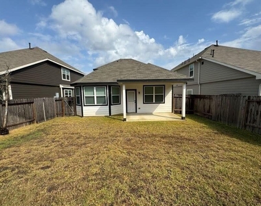 2218 Angie Kaye Drive - Photo Thumbnail 27