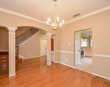 12811 Candace Court - Photo Thumbnail 5