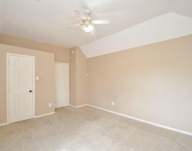 12811 Candace Court - Photo Thumbnail 20